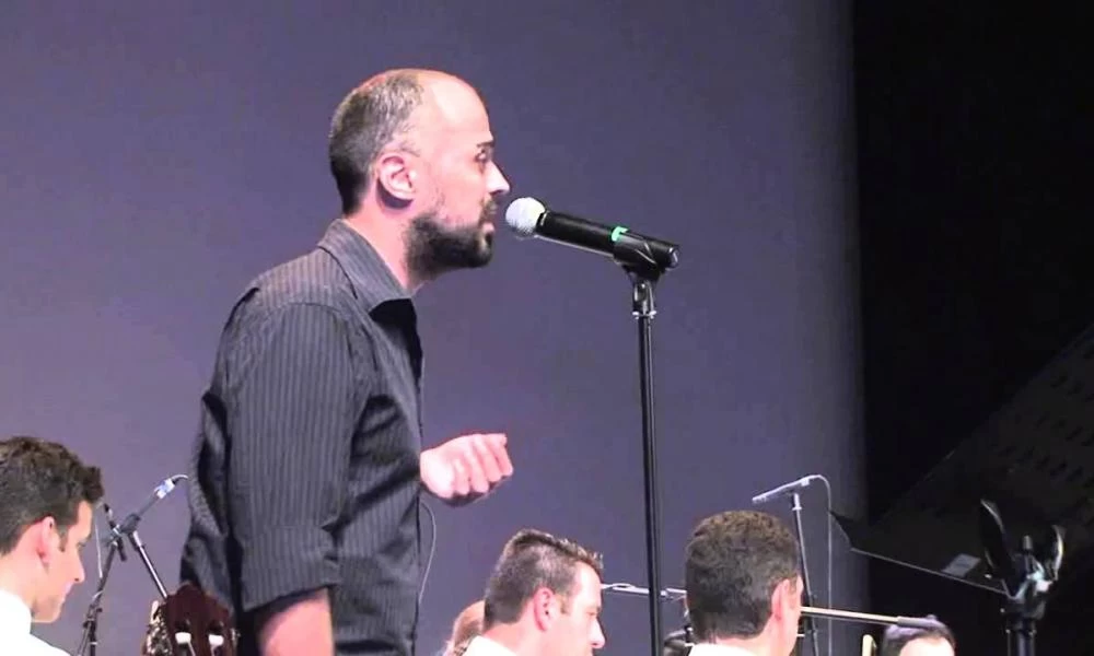 Πέθανε ξαφνικά από ανακοπή καρδιάς ο τραγουδιστής Δημήτρης Σαμαρτζής